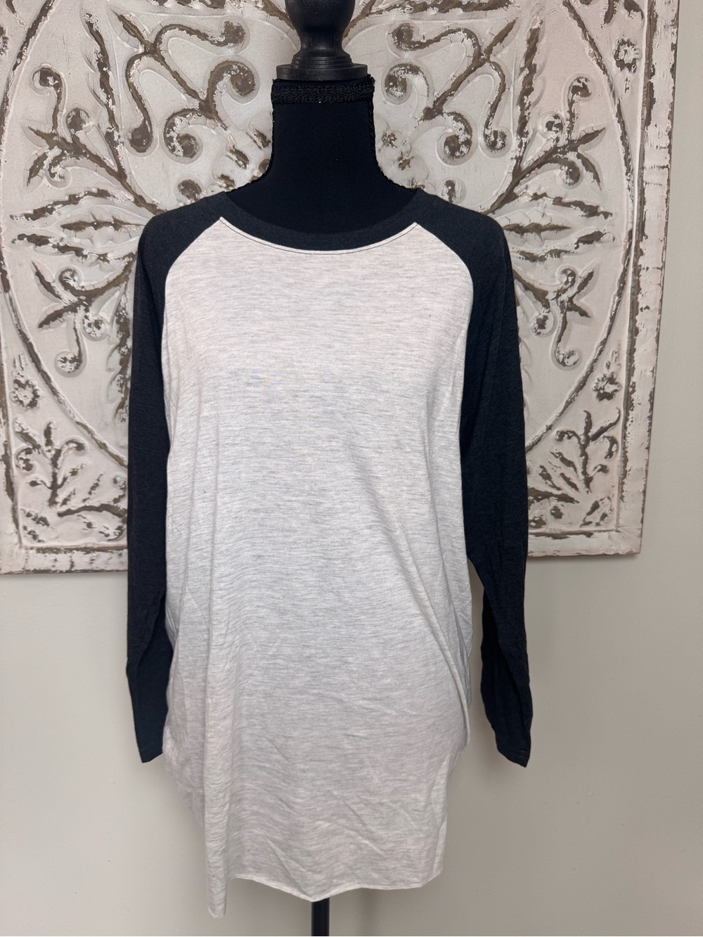 Women’s Large Gray Black Raglan Baseball Shirt 3/4 Sleeve Soft Tri Blend Tunic T